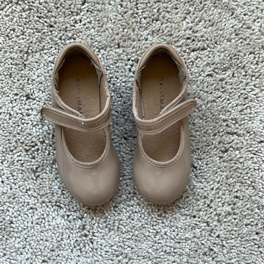 Girls Size 7.5 cm Weissman tap shoes with Velcro strap